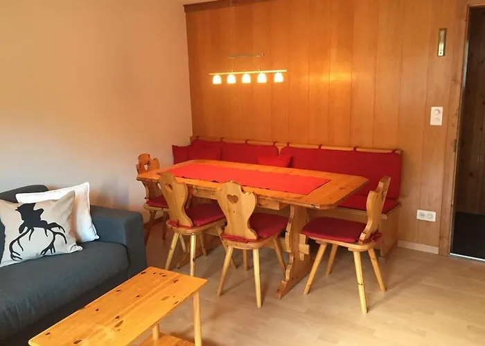 Hotel Butterfly - Three Bedroom Adelboden